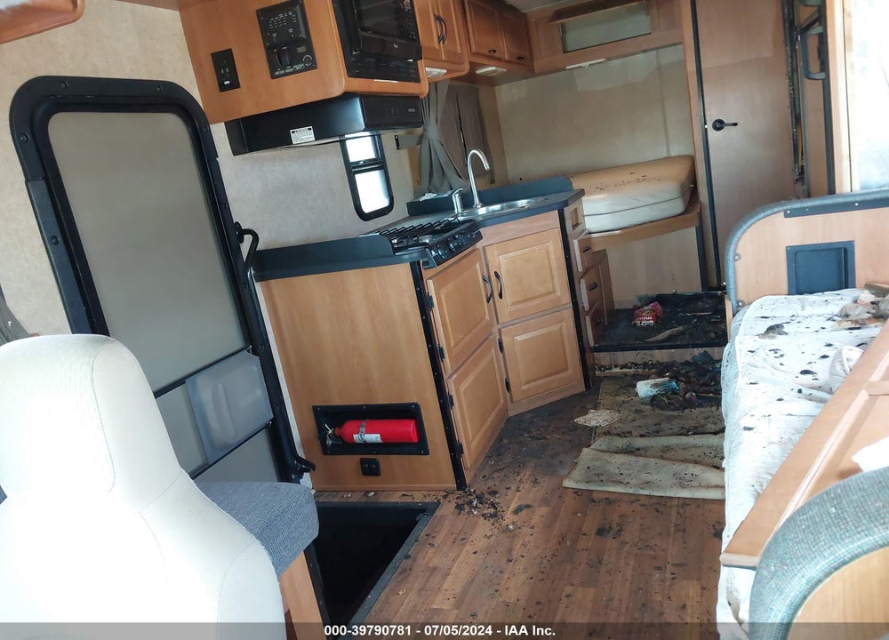2015 THOR E-350 CUTAWAY VIN: 1FDWE3FL4EDA27129