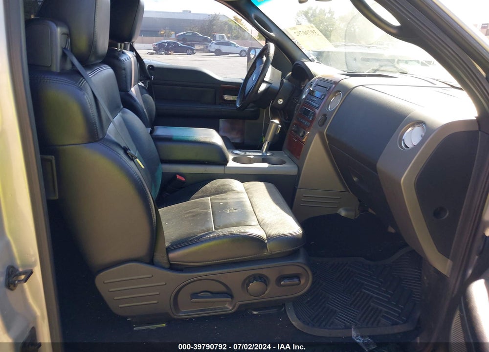 2006 FORD F-150 VIN: 1FTPX14586FA37549