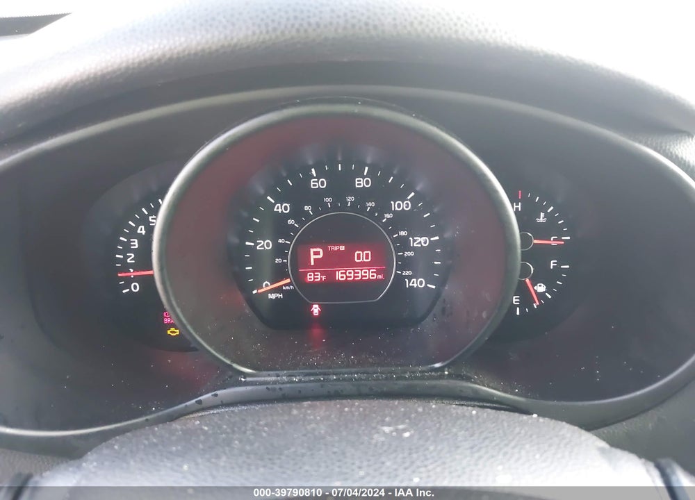 2014 KIA SOUL VIN: KNDJN2A22E7097671