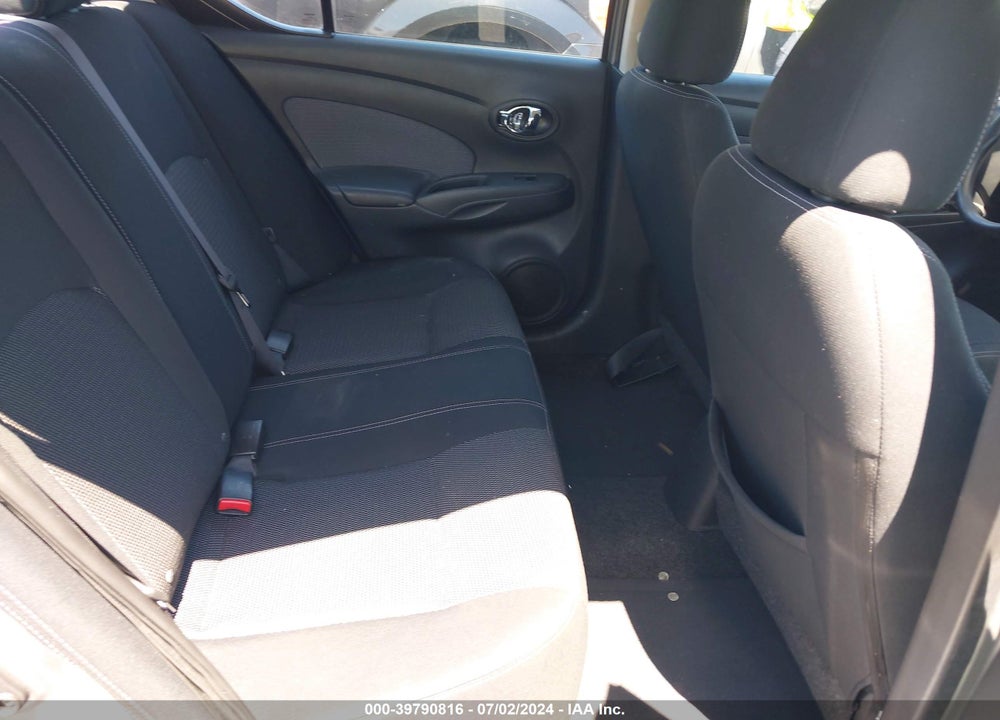 2014 NISSAN VERSA 1.6 SL VIN: 3N1CN7APXEL829254