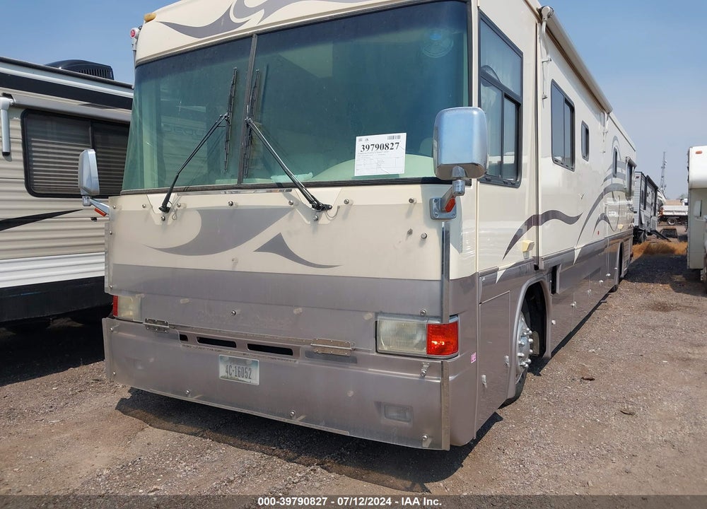 1999 COUNTRY COACH INTRIGUE VIN: 4U7B5EK12X1101174