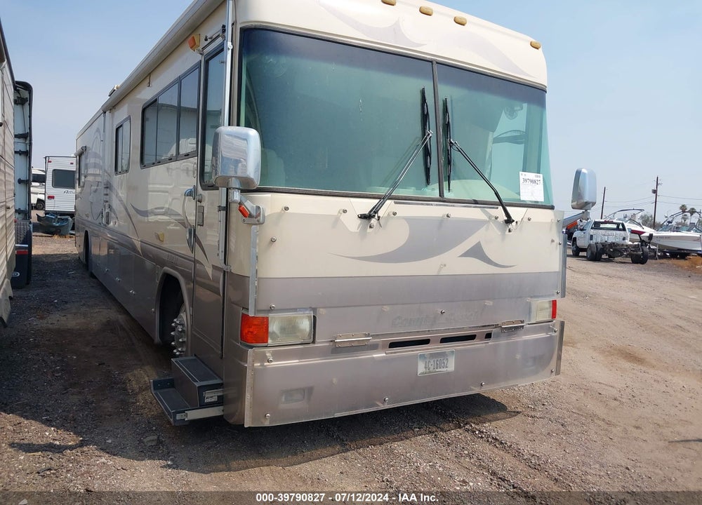 1999 COUNTRY COACH INTRIGUE VIN: 4U7B5EK12X1101174