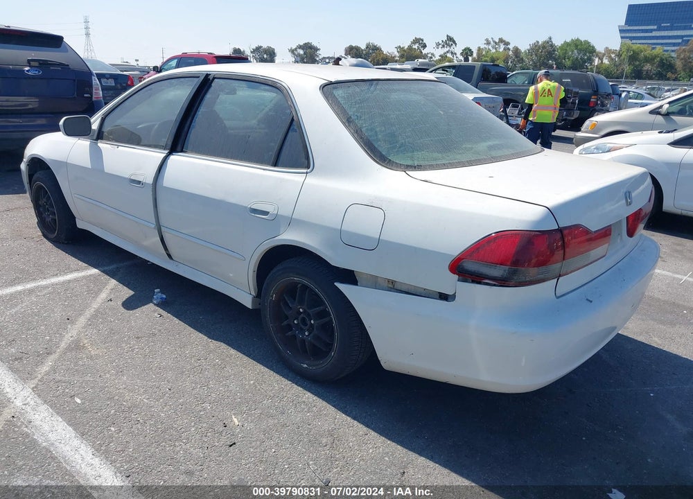 2002 HONDA ACCORD 2.3 LX VIN: 3HGCG66592G705703