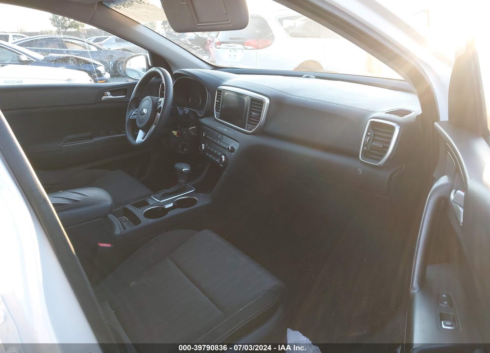 2020 KIA SPORTAGE LX VIN: KNDPM3AC4L7701259
