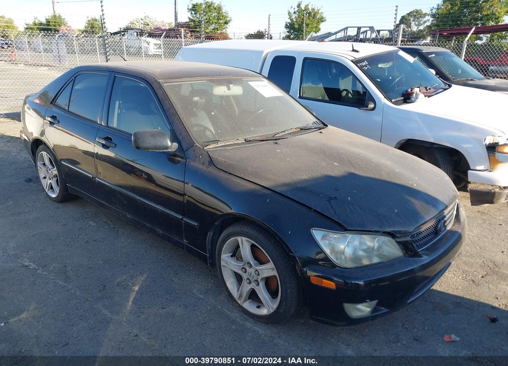 2002 LEXUS IS 300 VIN: JTHBD192620056596