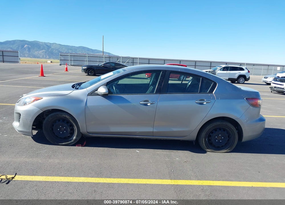 2013 MAZDA 3 I SPORT VIN: JM1BL1U78D1713399