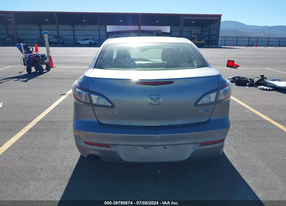 2013 MAZDA 3 I SPORT VIN: JM1BL1U78D1713399