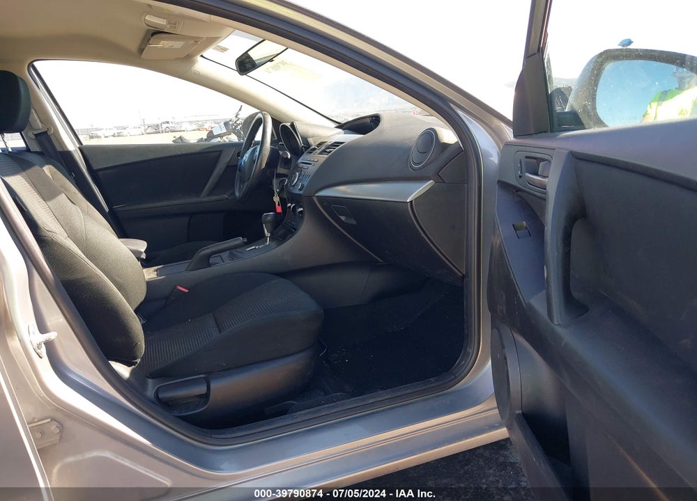 2013 MAZDA 3 I SPORT VIN: JM1BL1U78D1713399