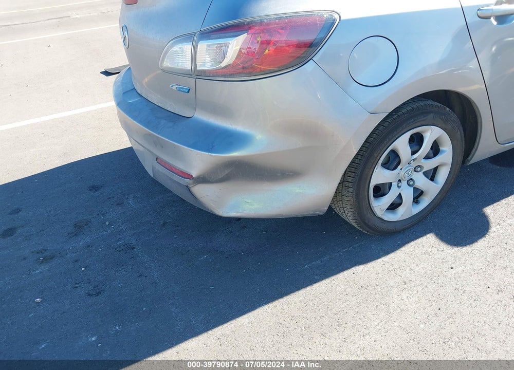 2013 MAZDA 3 I SPORT VIN: JM1BL1U78D1713399