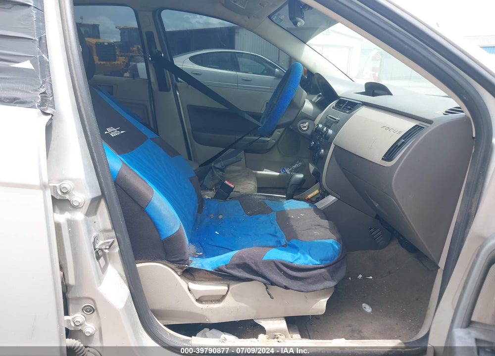 2009 FORD FOCUS SE VIN: 1FAHP35N09W144765