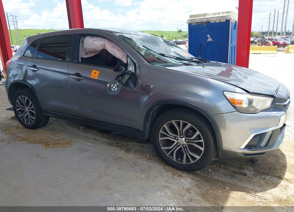 2018 MITSUBISHI OUTLANDER SPORT 2.4 SE VIN: JA4AP3AWXJZ012135