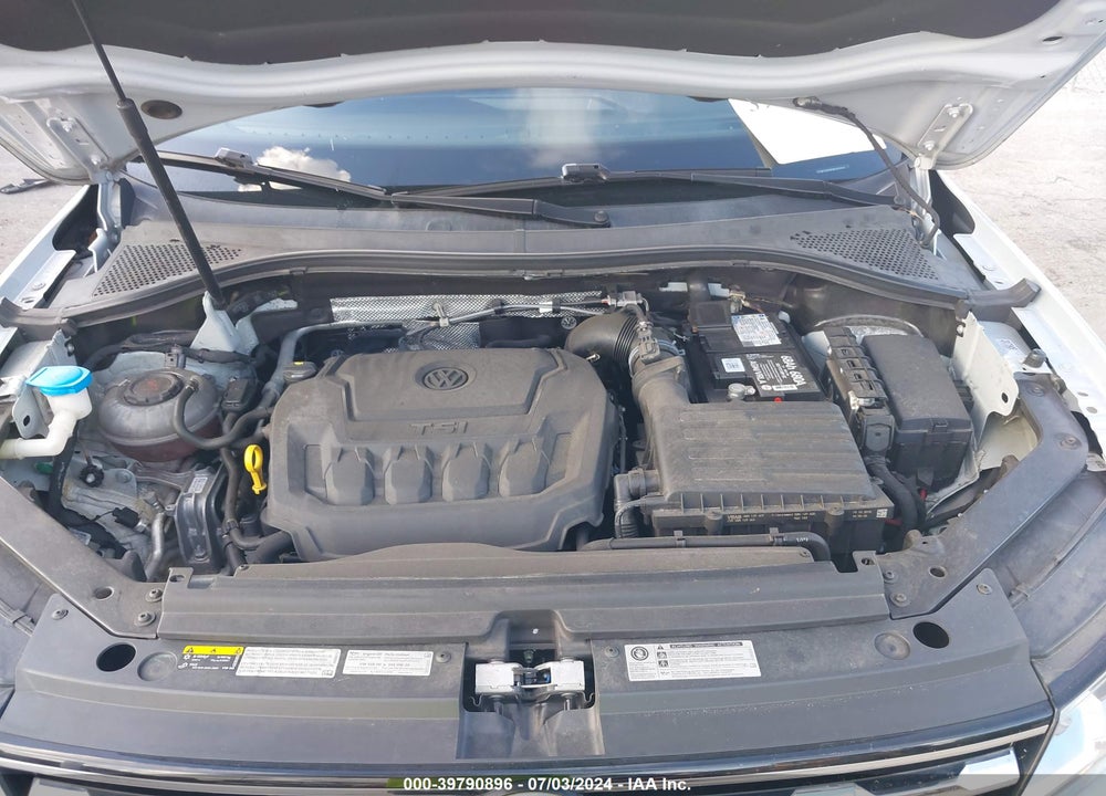 2019 VOLKSWAGEN TIGUAN 2.0T SE/2.0T SEL/2.0T SEL R-LINE/2.0T SEL R-LINE BLACK VIN: 3VV2B7AX5KM043399