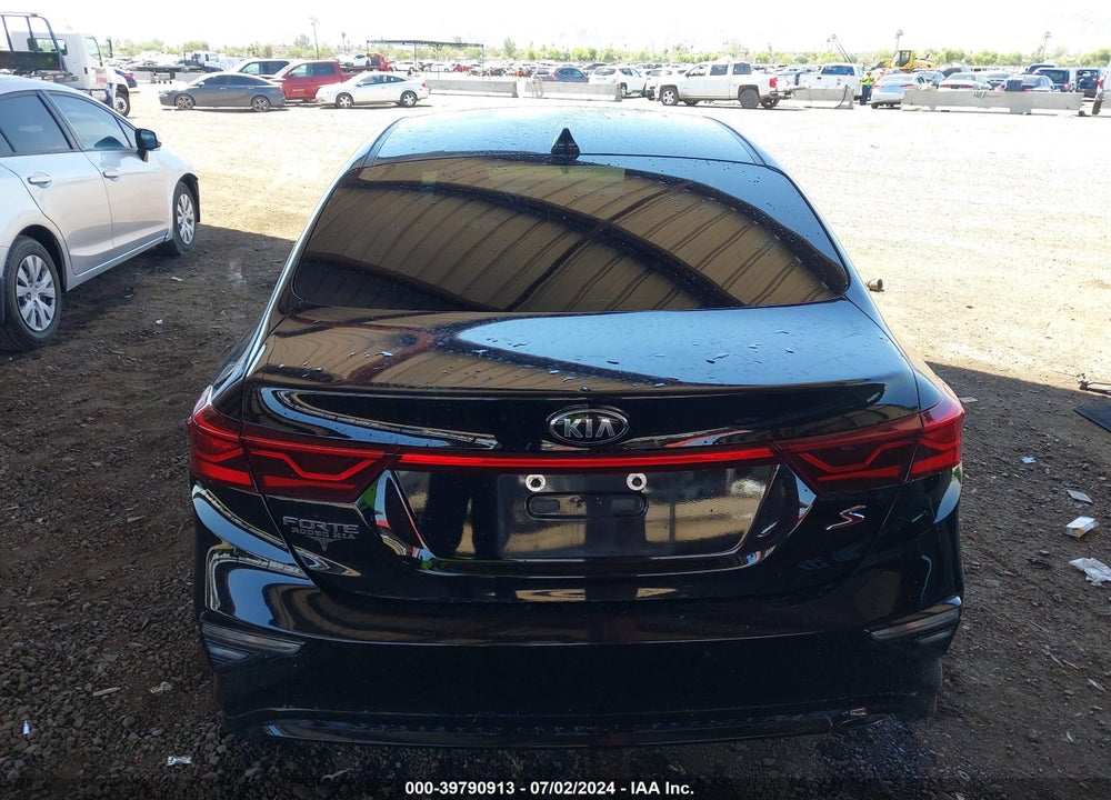 2019 KIA FORTE S VIN: 3KPF34AD0KE023802