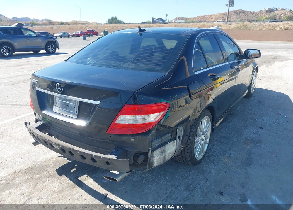 2008 MERCEDES-BENZ C 300 LUXURY/SPORT VIN: WDDGF54XX8R023882