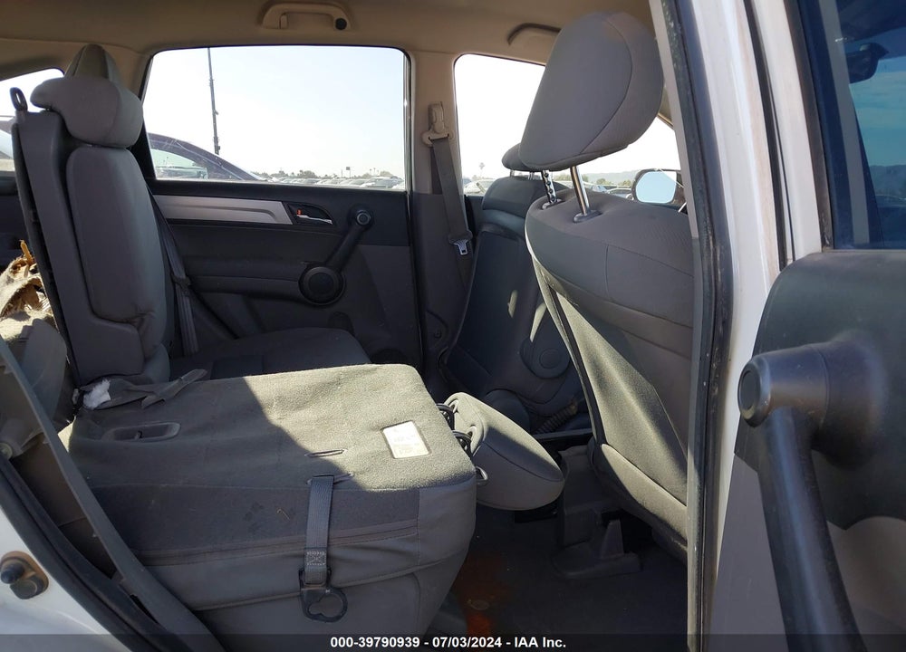 2011 HONDA CR-V LX VIN: JHLRE3H35BC016174