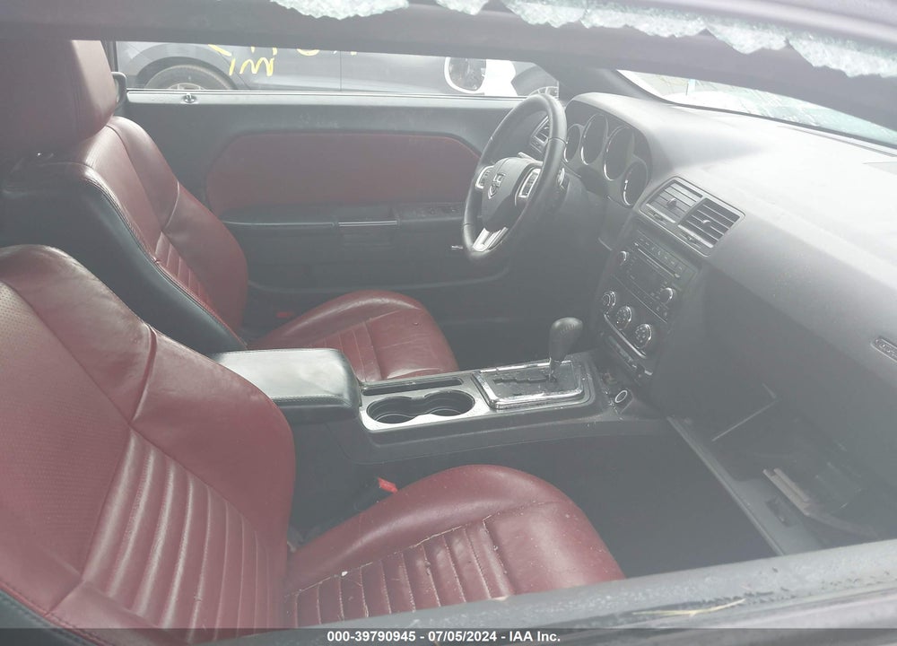 2012 DODGE CHALLENGER SXT VIN: 2C3CDYAG8CH275650