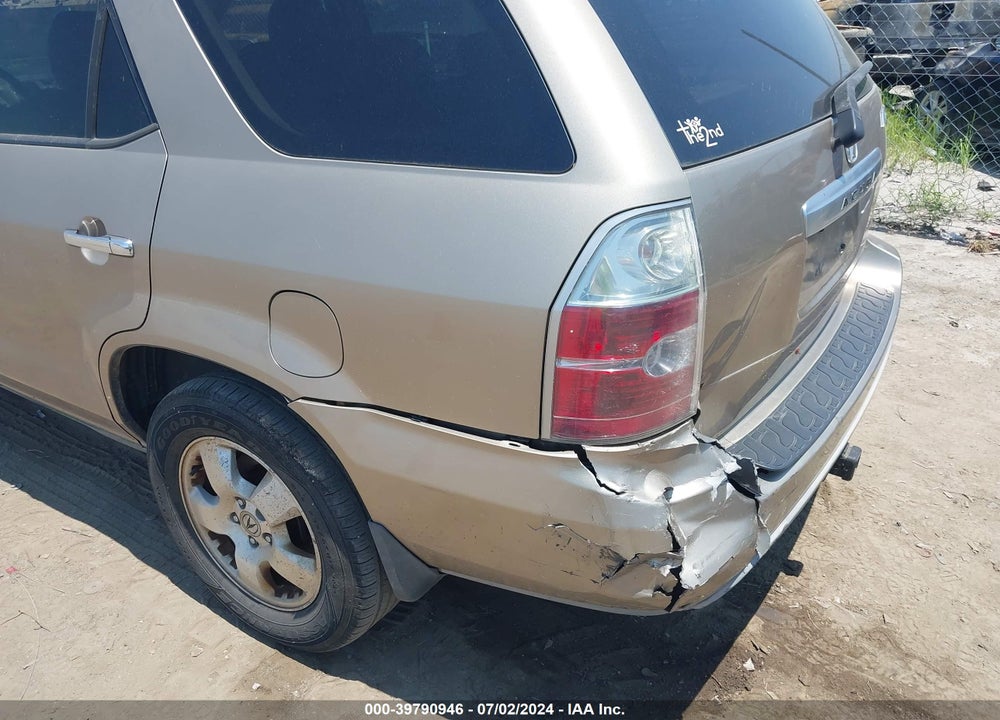2005 ACURA MDX VIN: 2HNYD182X5H526216