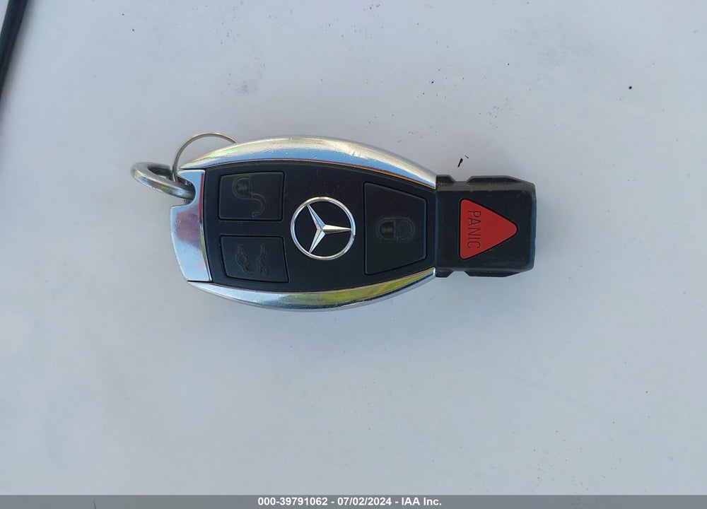 2004 MERCEDES-BENZ CL 500 VIN: WDBPJ75J04A039692