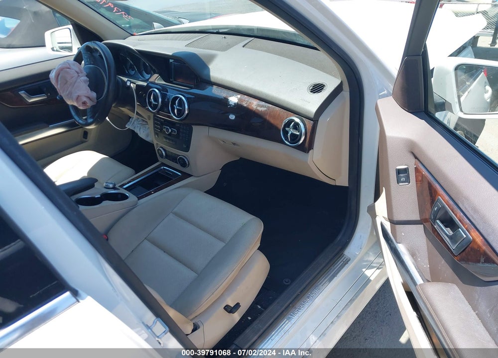 2013 MERCEDES-BENZ GLK 350 VIN: WDCGG5HB3DG081273
