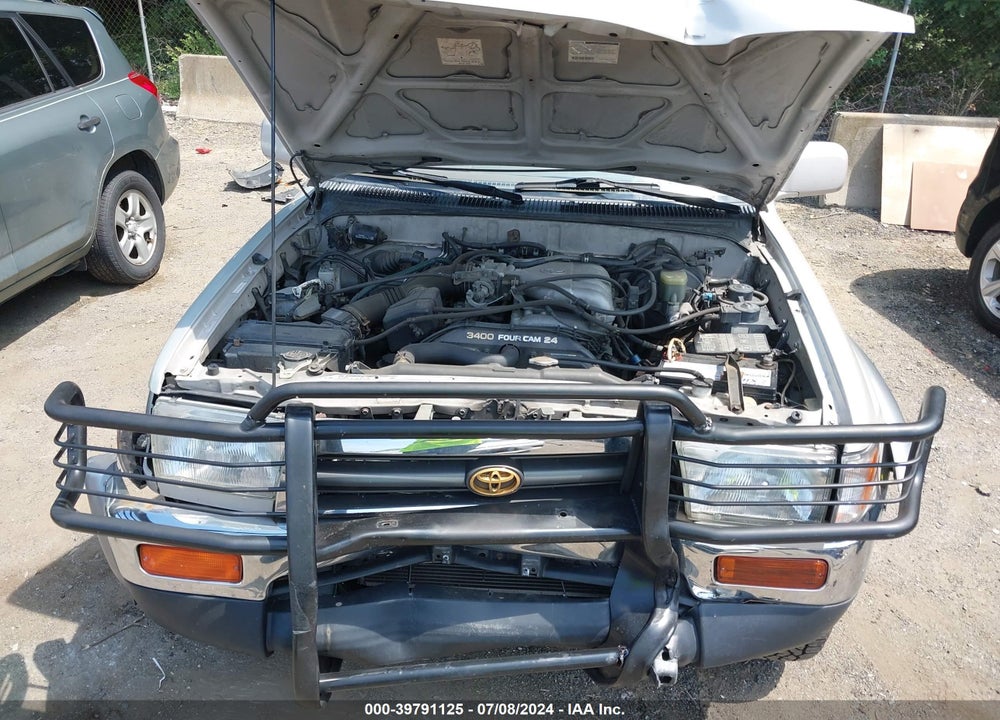 1998 TOYOTA 4RUNNER SR5 V6 LIMITED VIN: JT3HN87R6W9017885