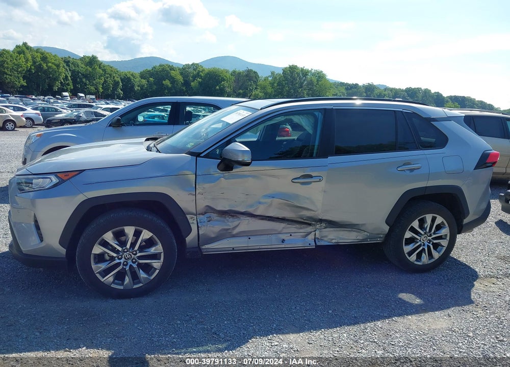 2021 TOYOTA RAV4 XLE PREMIUM VIN: 2T3A1RFVXMC183385