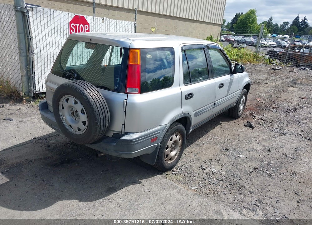 2000 HONDA CR-V LX VIN: JHLRD1841YC028900