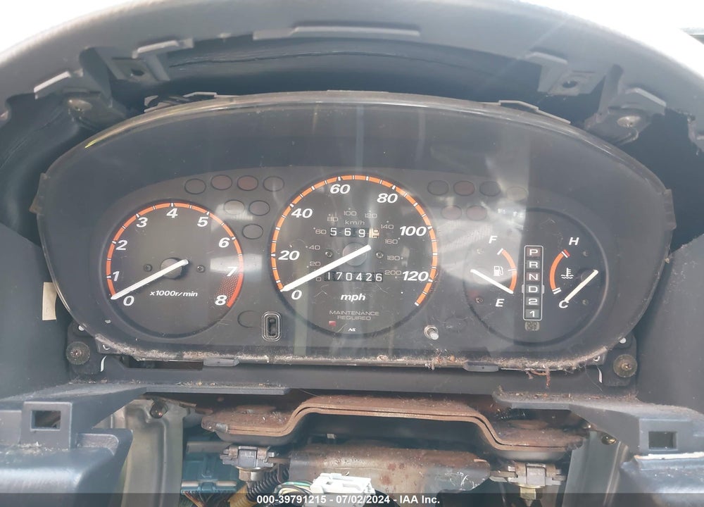 2000 HONDA CR-V LX VIN: JHLRD1841YC028900