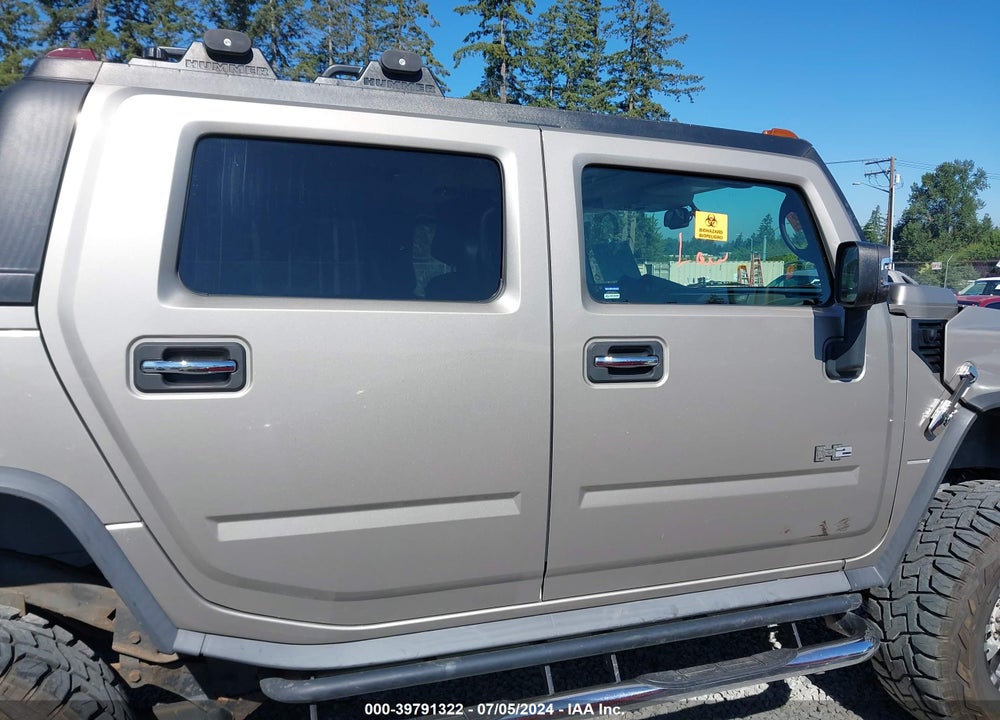 2007 HUMMER H2 SUT VIN: 5GRGN22U17H108858