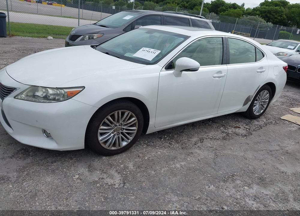 2013 LEXUS ES 350 VIN: JTHBK1GG2D2077344