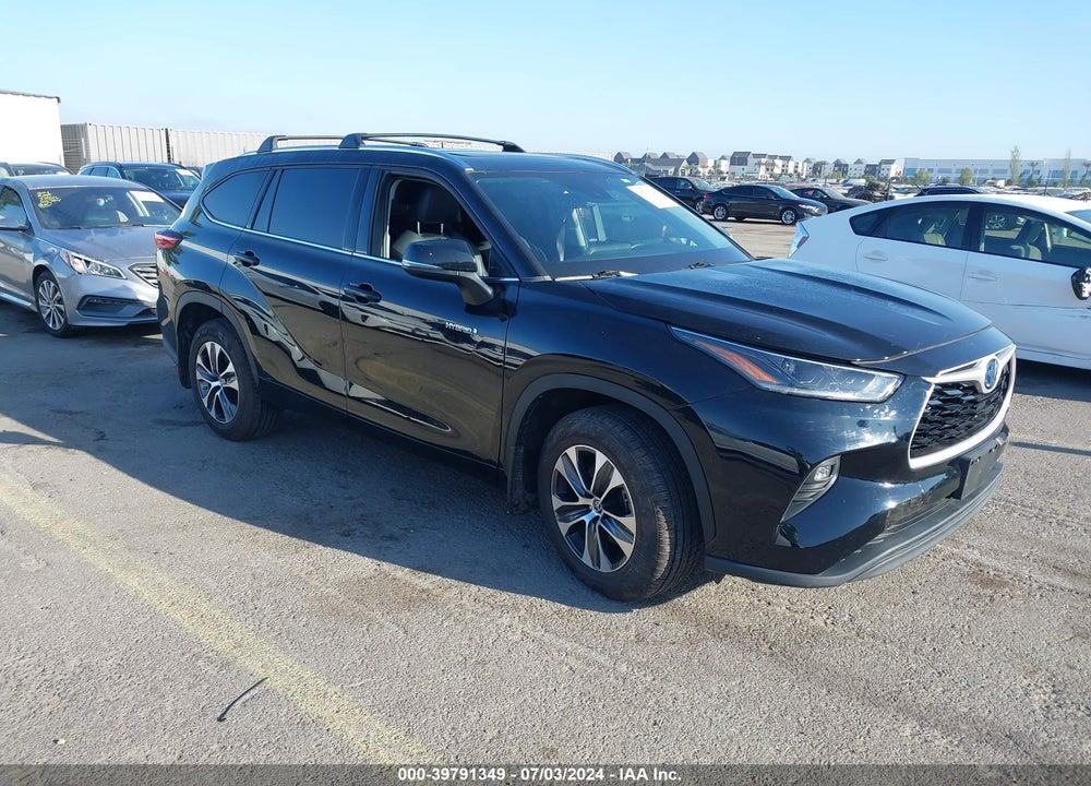 2021 TOYOTA HIGHLANDER HYBRID XLE VIN: 5TDHARAH4MS011787