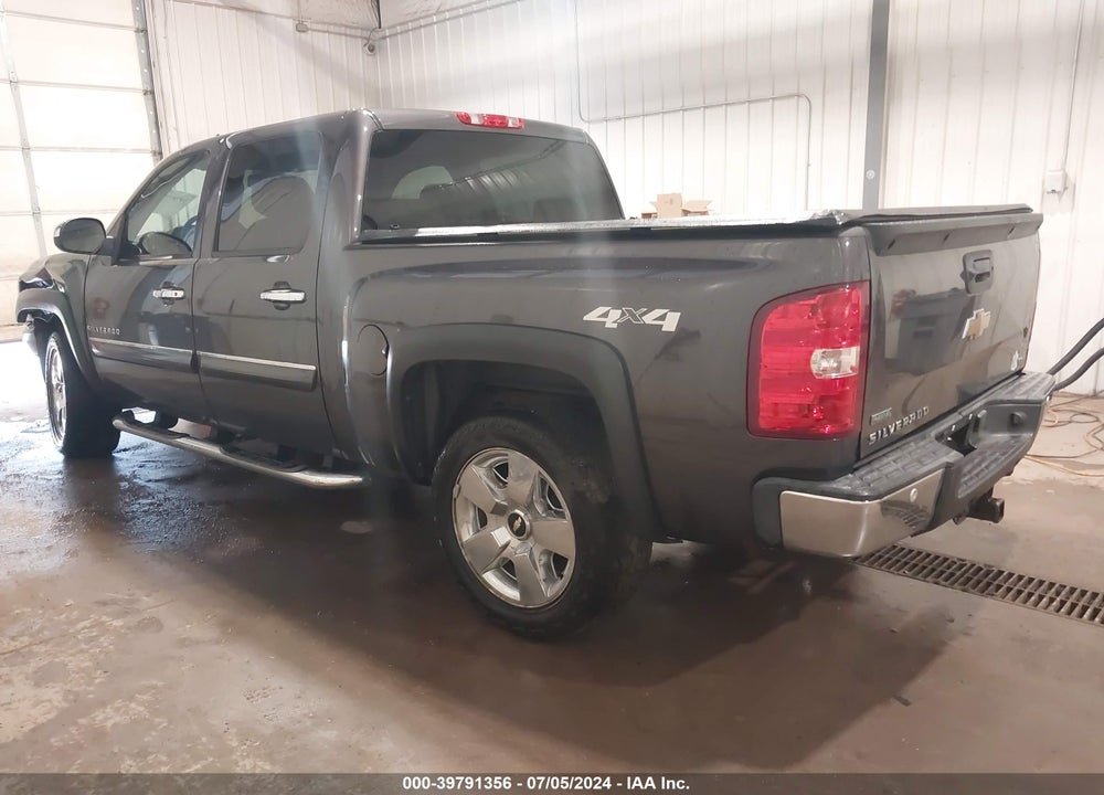 2010 CHEVROLET SILVERADO 1500 LT VIN: 3GCRKSE32AG258517