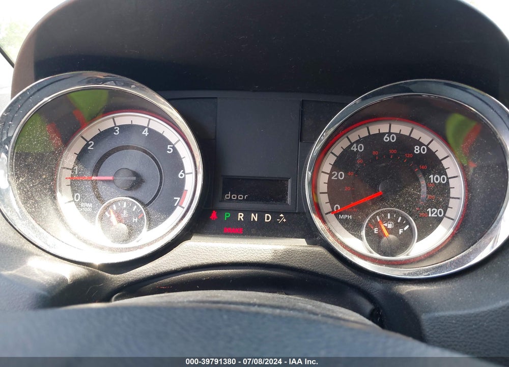 2013 DODGE GRAND CARAVAN SXT VIN: 2C4RDGCG5DR561125