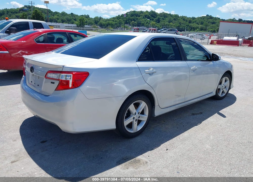 2014 TOYOTA CAMRY SE VIN: 4T1BF1FK7EU772531