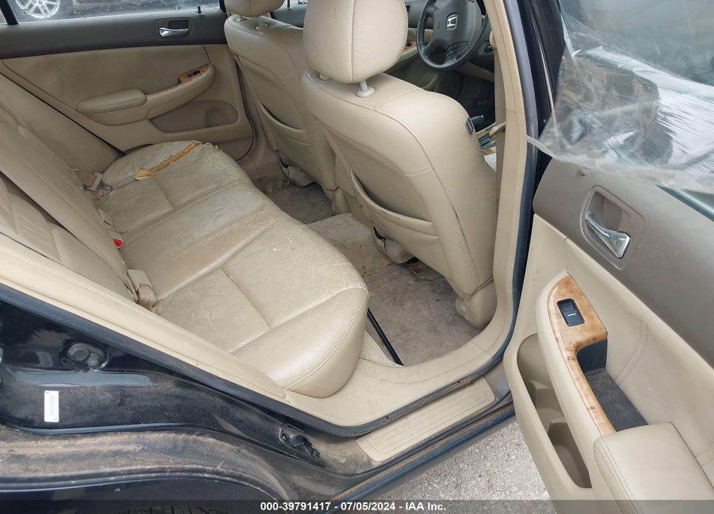2003 HONDA ACCORD VIN: 1HGCM66523A065648