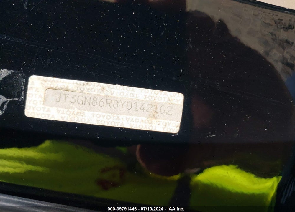 2000 TOYOTA 4RUNNER SR5 V6 VIN: JT3GN86R8Y0142102
