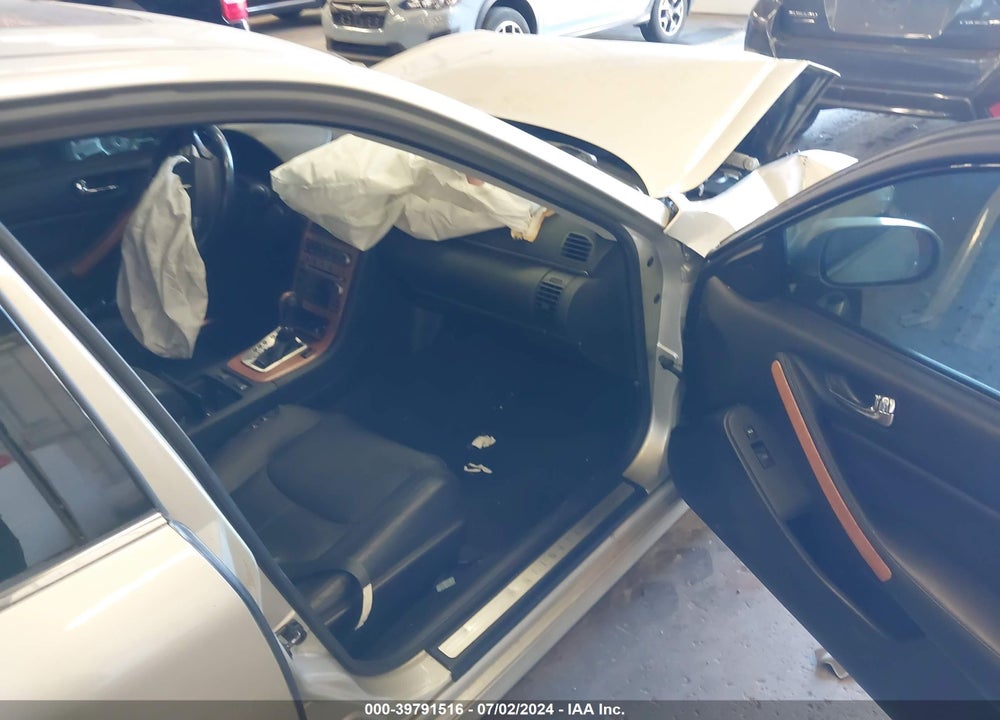 2005 INFINITI G35X VIN: JNKCV51F85M304738