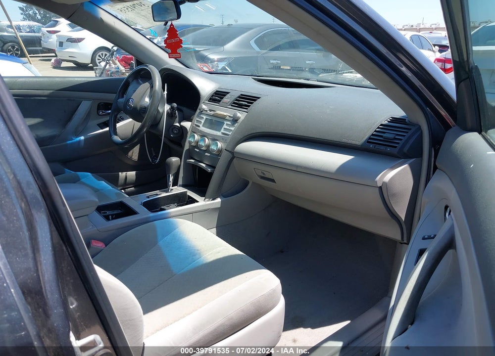 2008 TOYOTA CAMRY LE VIN: 4T1BE46K78U749579