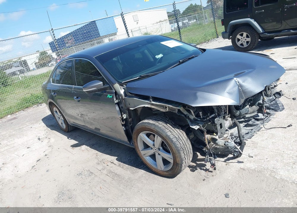 2015 VOLKSWAGEN PASSAT 1.8T LIMITED EDITION VIN: 1VWAT7A38FC096820