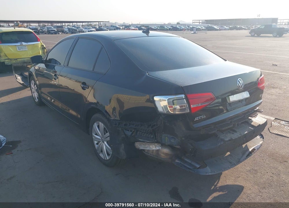 2015 VOLKSWAGEN JETTA 2.0L TDI S VIN: 3VWLA7AJ7FM263082