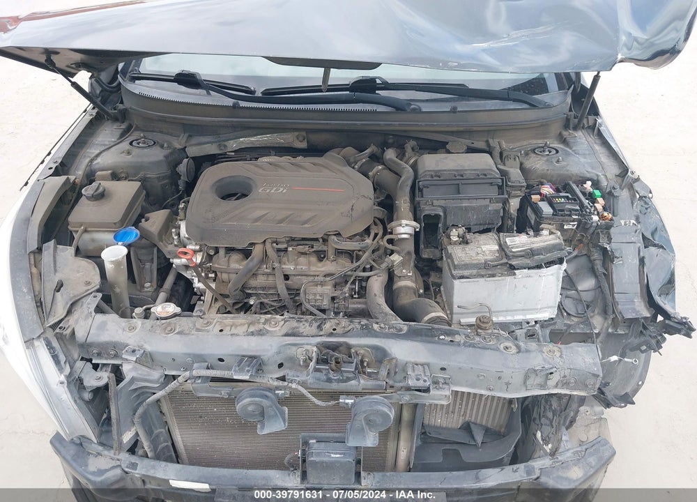 2015 HYUNDAI SONATA SPORT 2.0T VIN: 5NPE34ABXFH050369