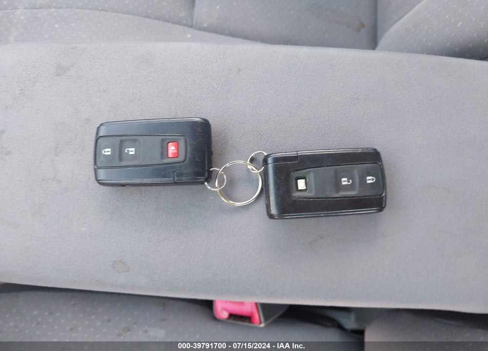 2006 TOYOTA PRIUS VIN: JTDKB20U367536653