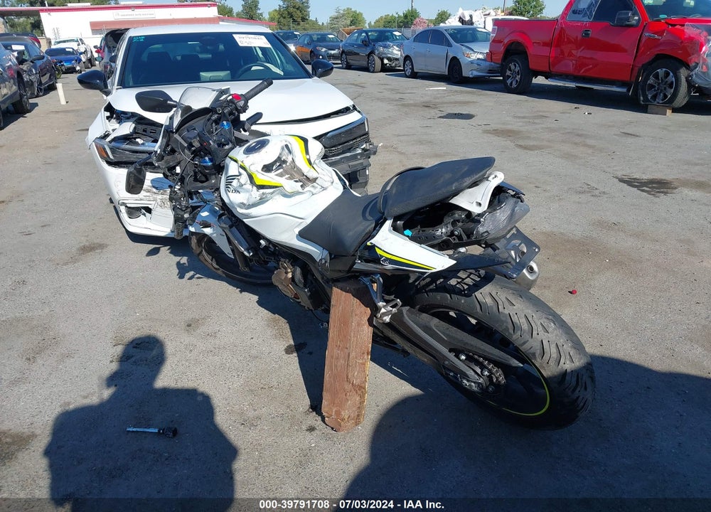 2021 HONDA CBR500 RA VIN: MLHPC6252M5200028