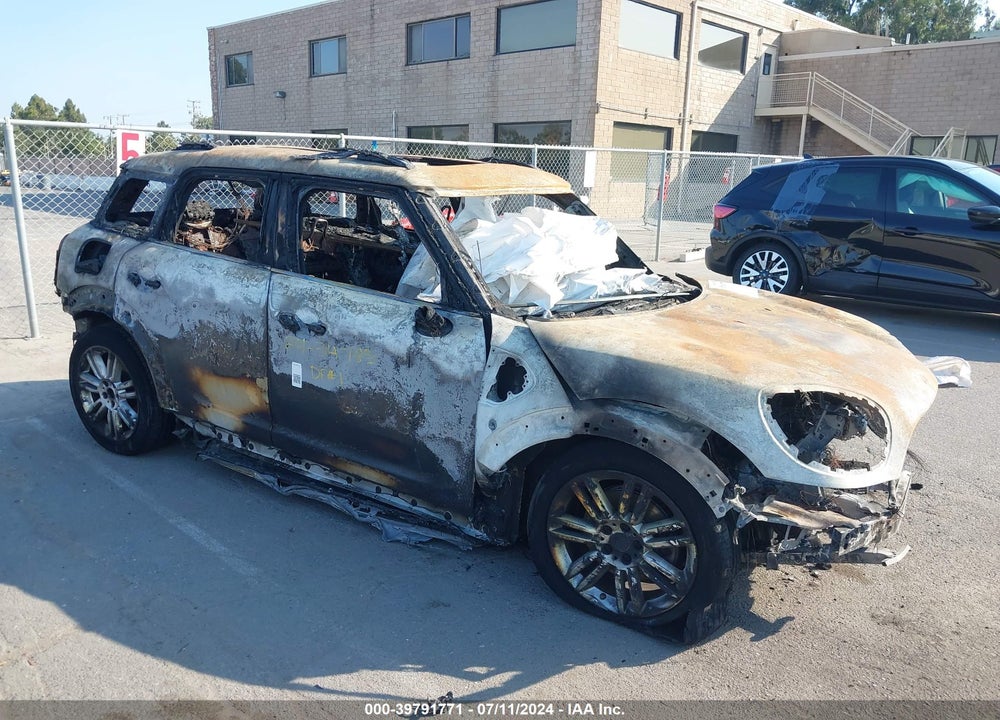2020 MINI COUNTRYMAN COOPER VIN: WMZYW3C09L3L02078