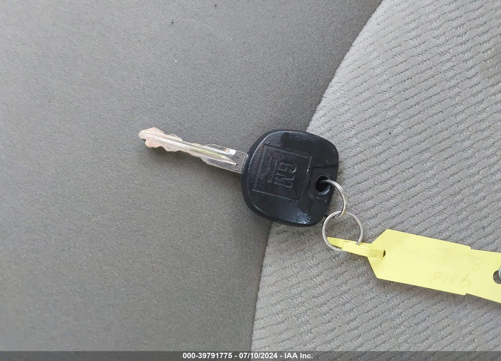 2008 BUICK LACROSSE CX VIN: 2G4WC582681373883