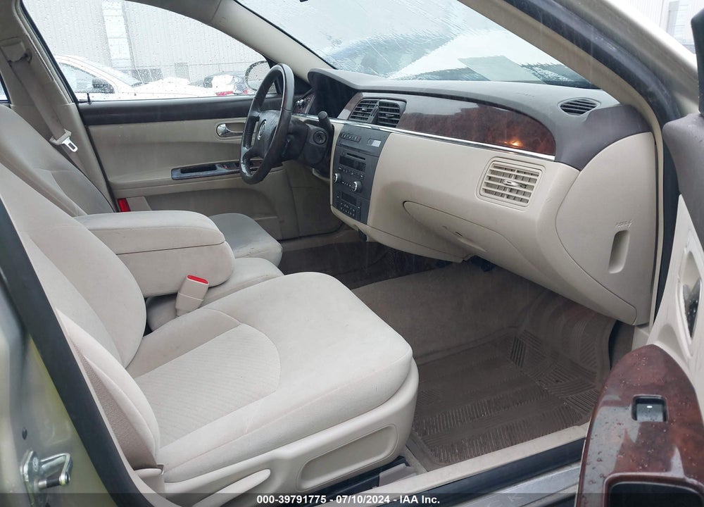 2008 BUICK LACROSSE CX VIN: 2G4WC582681373883