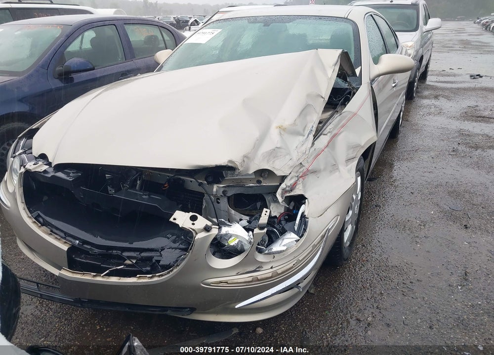2008 BUICK LACROSSE CX VIN: 2G4WC582681373883
