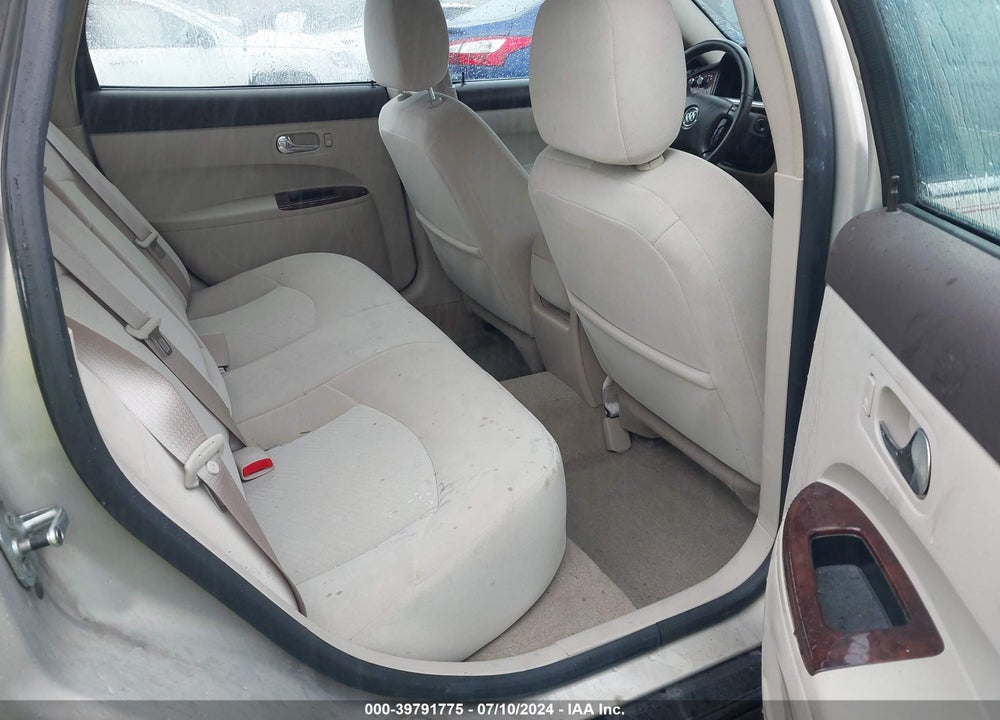 2008 BUICK LACROSSE CX VIN: 2G4WC582681373883