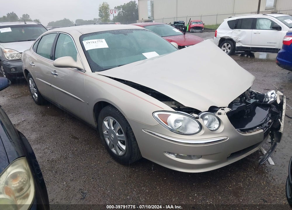 2008 BUICK LACROSSE CX VIN: 2G4WC582681373883