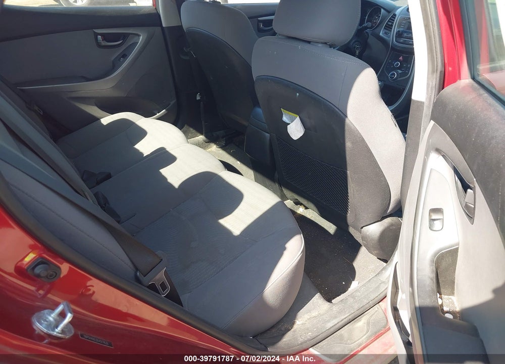 2014 HYUNDAI ELANTRA SE VIN: 5NPDH4AE0EH517630