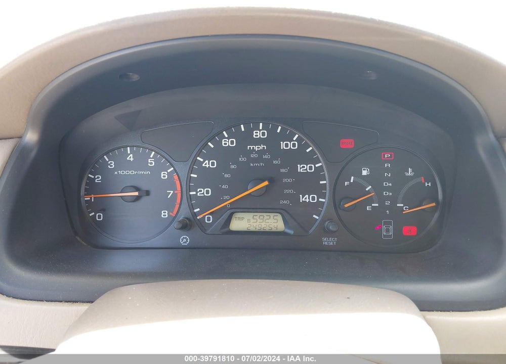 2000 HONDA ACCORD 2.3 LX VIN: 3HGCG6657YG704557